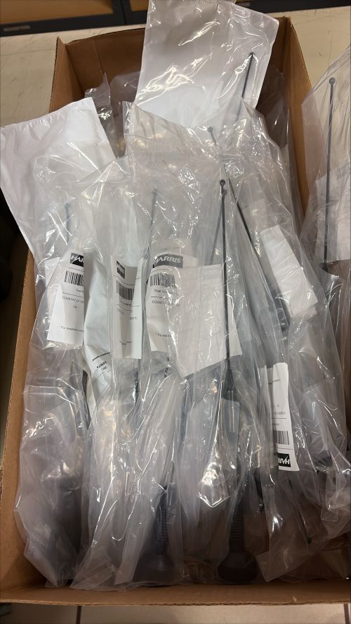 Lot of Thirty-one (31) Dual Band Antennas, 3db - Image 3